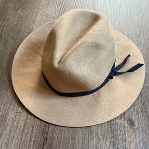 Old Navy Wool Fedora, Size Small